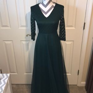 3/4 Sleeve Top Lace See-Through Back Maxi Dress